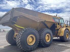 2011 740B CATERPILLAR DUMP TRUCK  - picture0' - Click to enlarge