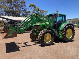 John Deere 6820 Loader FWA Cab - picture2' - Click to enlarge