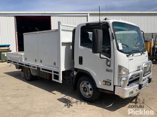 2014 Isuzu NPR 155