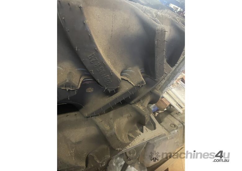caption TRACTOR TYRES 280/85R28