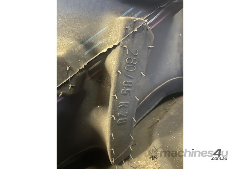 caption TRACTOR TYRES 280/85R28