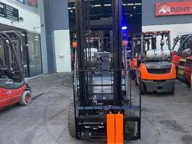 2017 Toyota 2.5 tonne forklift  - picture2' - Click to enlarge