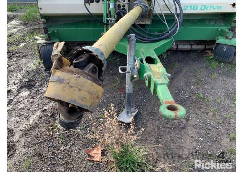 Used 2011 Amazone Groundkeeper GHS Scarifier Ring Hitch PTO Connection Landing Leg Marks Dents