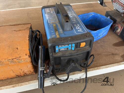 ARC WELDER 140