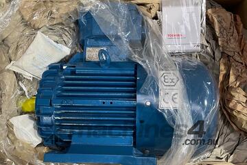 18.5 kw 25 hp 6-pole 975 rpm 400v 200L EXD Flameproof AC Electric Motor Toshiba Type CD200L1-6Y