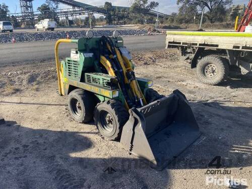 Kanga DA625 Stand Behind Mini Loader