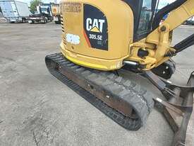 Caterpillar 305.5E-CR - picture2' - Click to enlarge