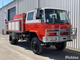 1996 Isuzu FTS700 4X4 Rural Fire Truck - picture0' - Click to enlarge