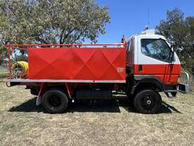 GRAND MOTOR GROUP - Mitsubishi Fuso Canter 4x4 Single Cab Traytop Firetruck.  Ex NSW Rural Fire Serv - picture1' - Click to enlarge