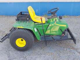 John Deere 1200a - picture1' - Click to enlarge