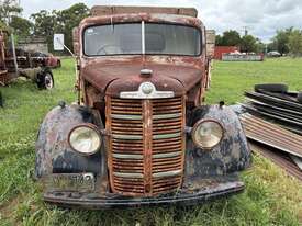 BEDFORD TRUCK - picture0' - Click to enlarge