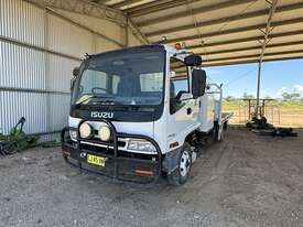 2007 Isuzu 500 Service Truck  - picture0' - Click to enlarge