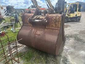 Set Of CAT Excavator Buckets - picture0' - Click to enlarge