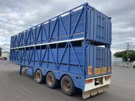 2000 CANNON LIVESTOCK B TRAILER - picture2' - Click to enlarge