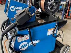 Miller Pipe Worx 400 Dual Feeder Welder - picture2' - Click to enlarge