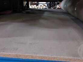 4 Bays OF Carpet  - picture0' - Click to enlarge