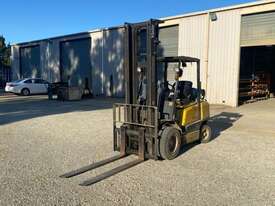 2005 Yale GLP30TH Forklift - picture0' - Click to enlarge