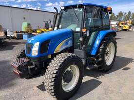 2013 New Holland T5040 Tractor - picture1' - Click to enlarge
