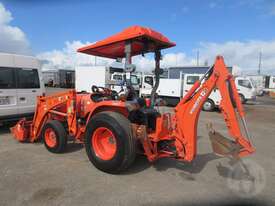 Kubota L3800D - picture1' - Click to enlarge