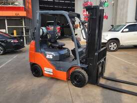 Toyota Forklift 2.5T Container Mast - 2020 Model - picture0' - Click to enlarge