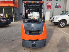 Toyota Forklift 2.5T Container Mast - 2020 Model - picture2' - Click to enlarge