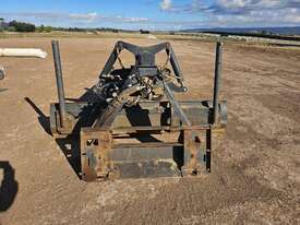 Grader Attachment - picture0' - Click to enlarge