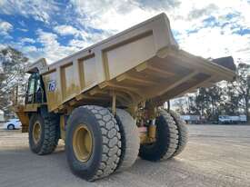 2008 Caterpillar 775 F Dump Truck - picture2' - Click to enlarge
