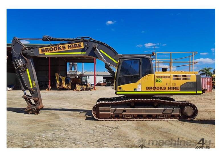 caption VOLVO EC290CL Excavator | 8615Hrs | For Sale
