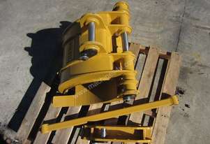 BETTA BILT BUCKETS 3 TONNE MANUAL GRABS