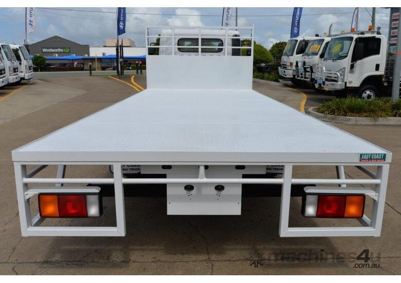 caption HYUNDAI EX8