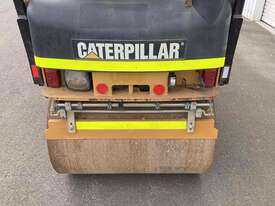 Caterpillar CB22 Smooth Drum Vibrating Roller - picture2' - Click to enlarge