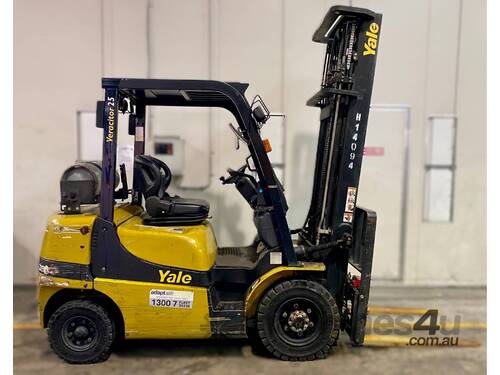caption Yale GLP25RK Counterbalance Forklift