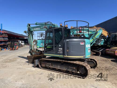 2020 Kobelco SK135SR-2