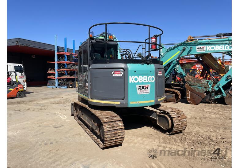 caption 2020 Kobelco SK135SR-2