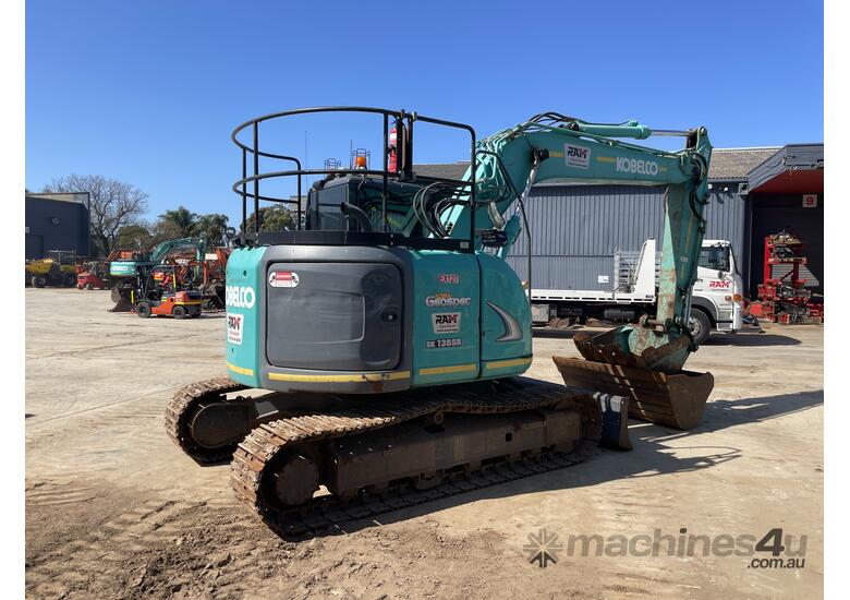 caption 2020 Kobelco SK135SR-2