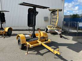 2013 Giga Signs PTL2 Traffic Light Trailer Set - picture2' - Click to enlarge