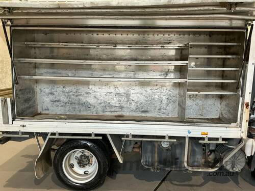 2009 Isuzu N Series Cab Chassis