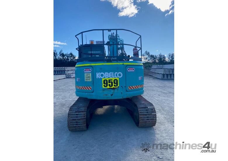caption 2018 Kobelco Sk135sr-3