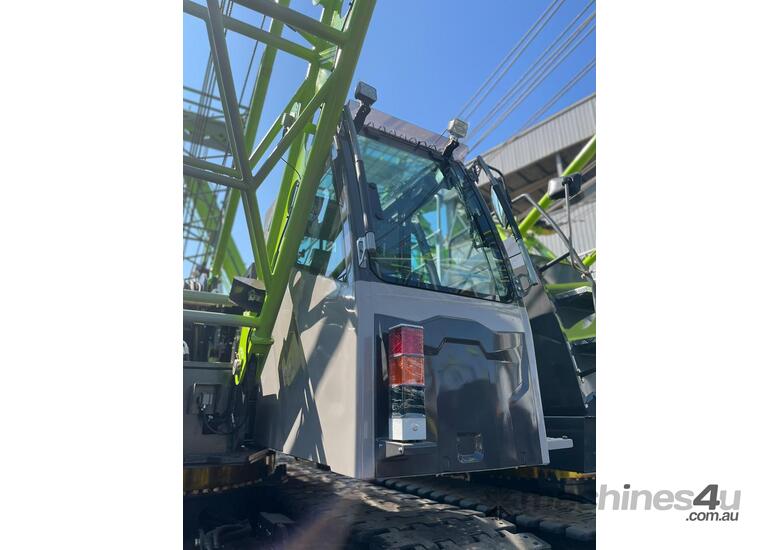 caption 2025 Zoomlion ZCC1000V 100Ton Crawler Crane