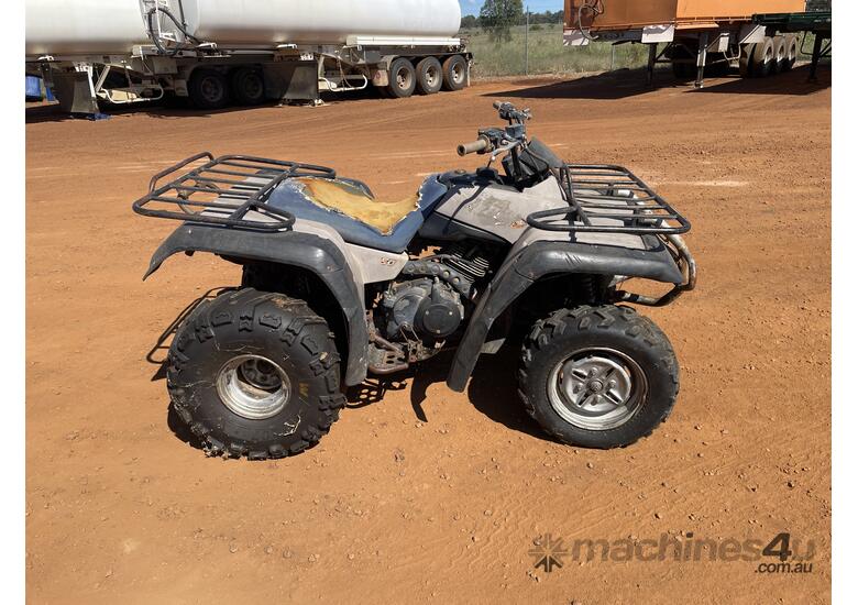 caption Yamaha 350 Quad Bike