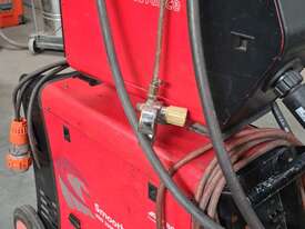 BOC Smootharc Advance MIG 350R Welding machine - picture2' - Click to enlarge