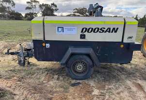 Ingersoll- Rand Doosan 7/71 260cfm Portable Air Compressor