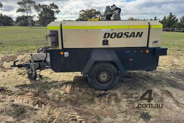 Ingersoll- Rand Doosan 7/71 260cfm Portable Air Compressor