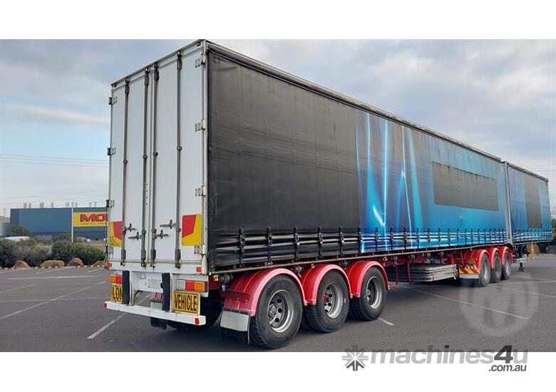 caption Maxitrans ST3