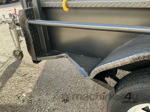 caption 2023 Total Trailers BOX Dual Axle Box Trailer