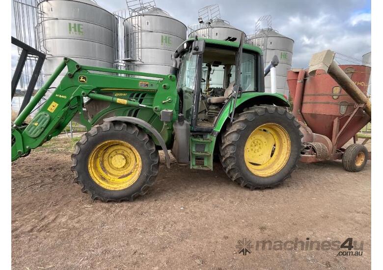2016 John Deere 6125M