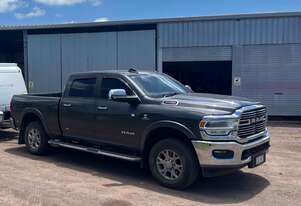 2022 Ram 2500 Laramie with custom tray 2022 Ram 2500 Laramie with custom tray