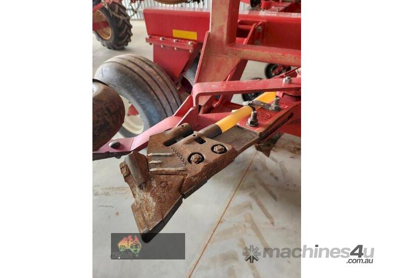 caption (8770) Morris 9365 & 60' Bar