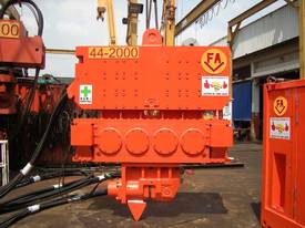 FAV 44-2000 Hydraulic Vibratory Hammer - Hire - picture0' - Click to enlarge