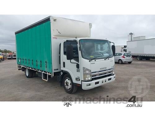 caption Isuzu NQR450